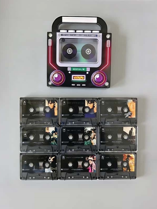 Neon Boombox Cassette Music Magnet Kit (Black)_600x800