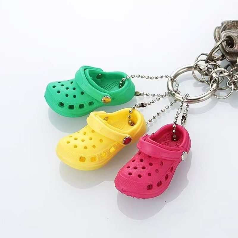 Custom realistic clog keychain product photo (view 2)