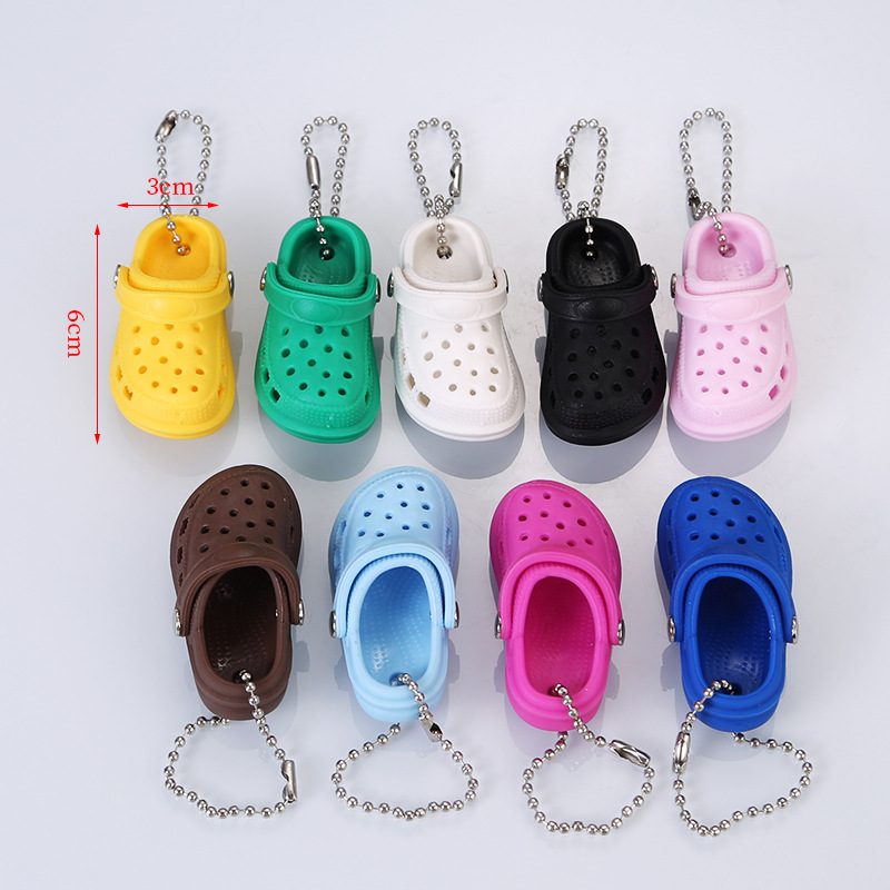 Custom realistic clog keychain product photo (view 4)