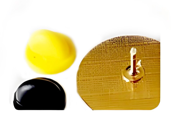 rubber-clutch-badge-back-set