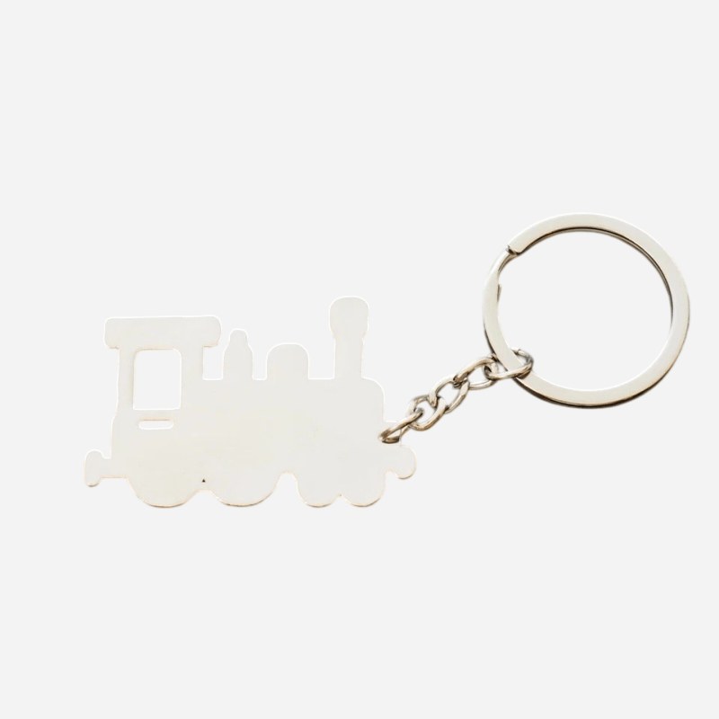 Chain and split ring connection on the vintage train keychain